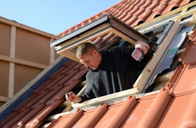 Pose de fenêtres de toit Velux à Corberon